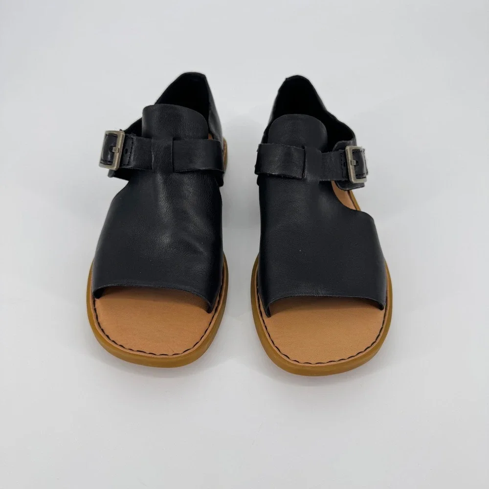Born Ivey Black Leather Open Toe Flats Buckle Sandals 8M BR0067203